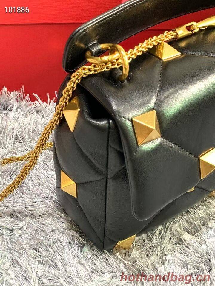 Valentino medium Garavani Roman Stud V2060 black Valentino medium Garavani Roman Stud V2060 black