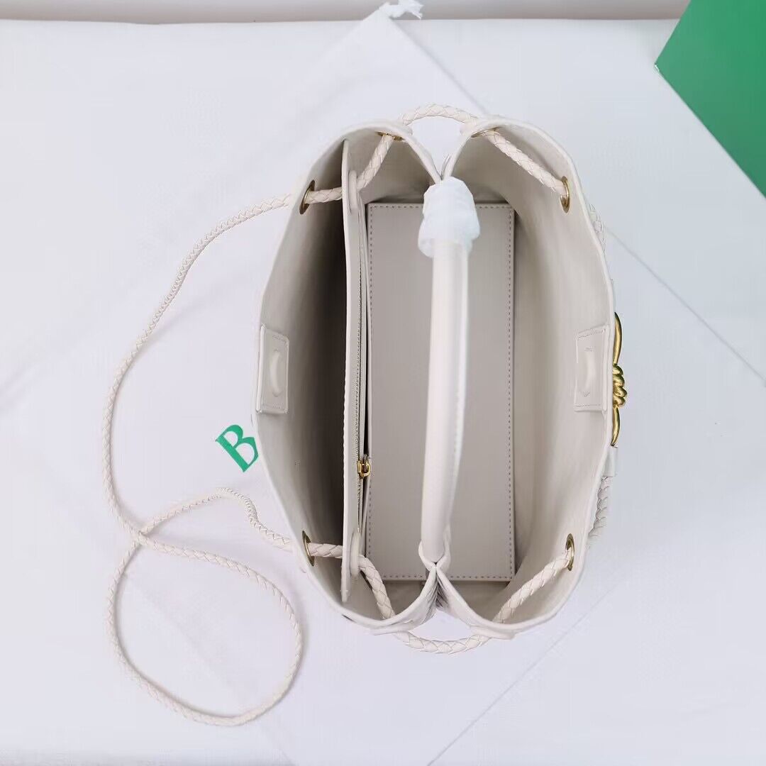 Bottega Veneta Andiamo Small Intrecciato Leather Tote 743572 White Bottega Veneta Andiamo Small Intrecciato Leather Tote 743572 White