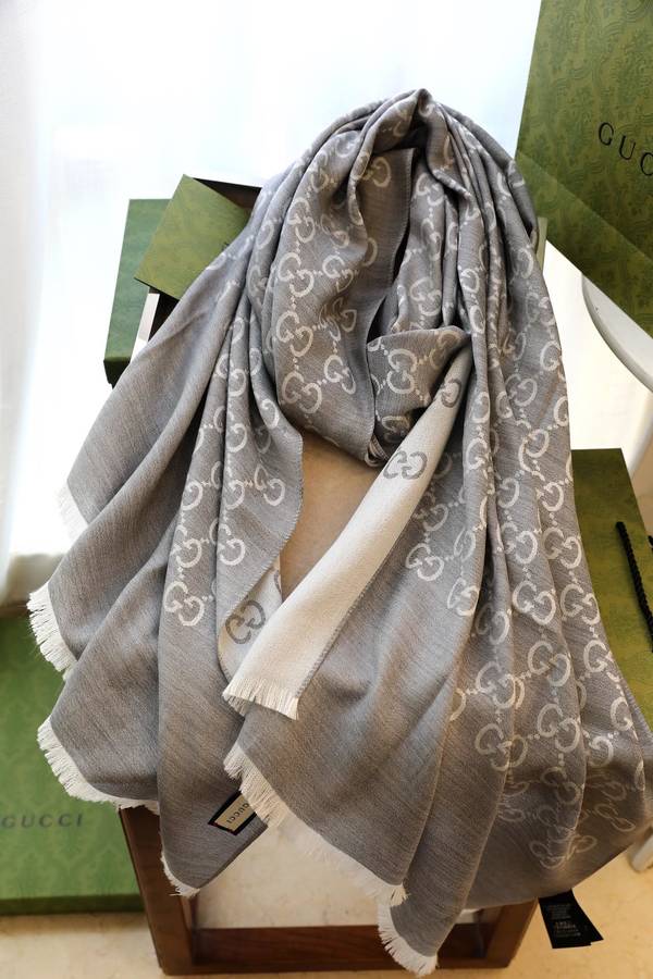 Gucci Scarf GUC00359 Gucci Scarf GUC00359
