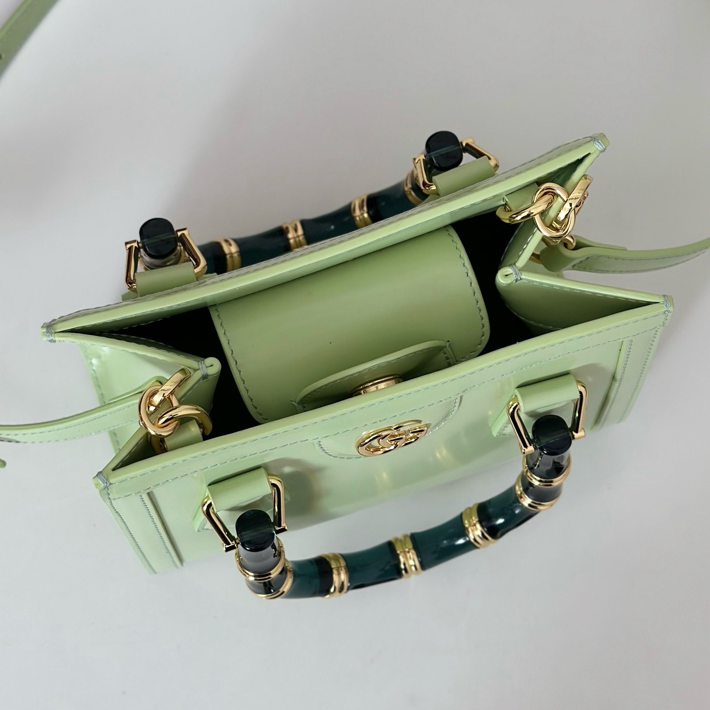 Gucci Diana small tote bag 832936 green