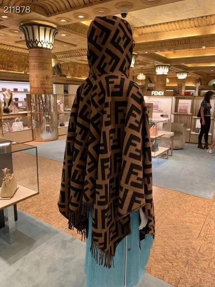 Fendi Cape Double-sided cashmere FDC35916