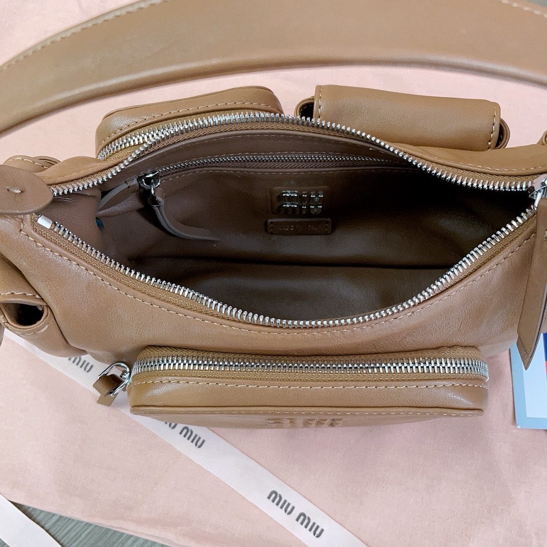 MIU MIU Original Leather Top Handle Bag 5BC146 Brown