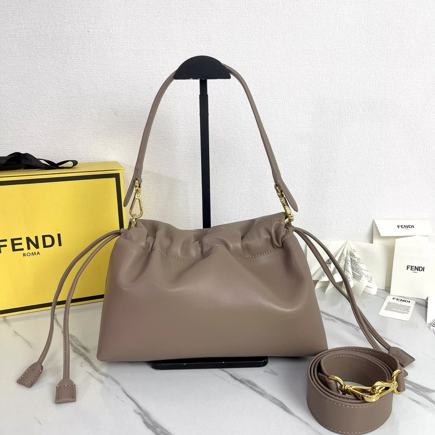 FENDI 2025 Mamma Baguette Original Leather Medium Bag FF8851 Gray