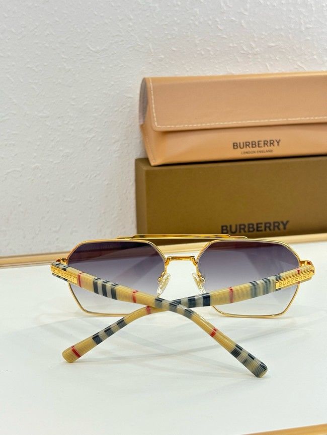Burberry Sunglasses 260531-10