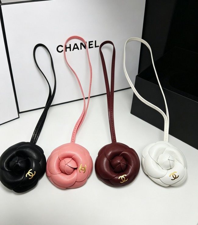 CHANEL charm 6598 Black